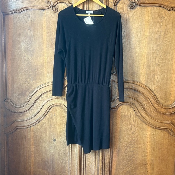 Michael Stars Dresses & Skirts - MICHAEL STARS Black Hally Asymmetric Long Sleeve Knit Dress NEW